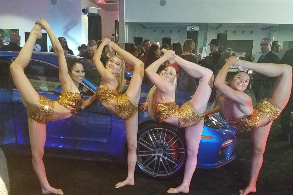 Female Contortionist team