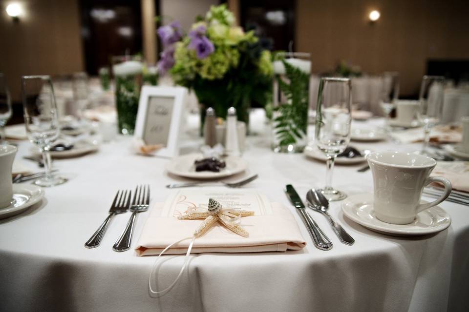 Table arrangement