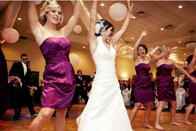 Bridesmaids Dance