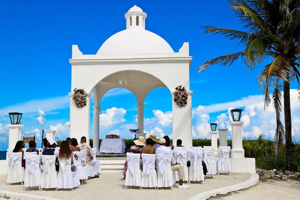 Beach Side Ceremony