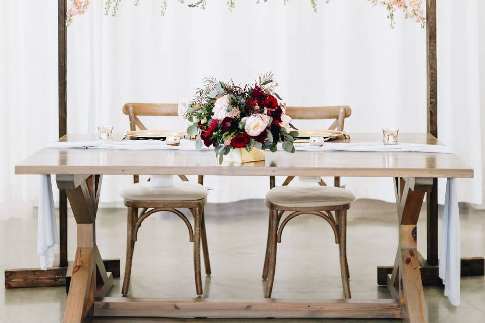 Sweetheart table