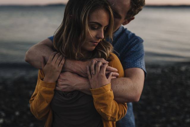 Discovery park engagement session