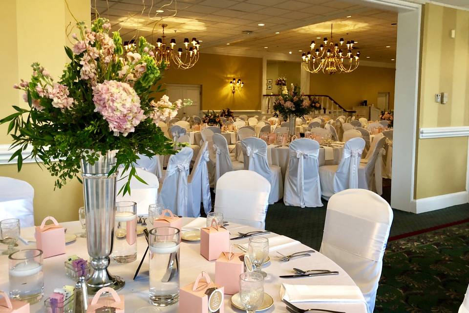 Summit Hills Country Club - Venue - Ft Mitchell, KY - WeddingWire