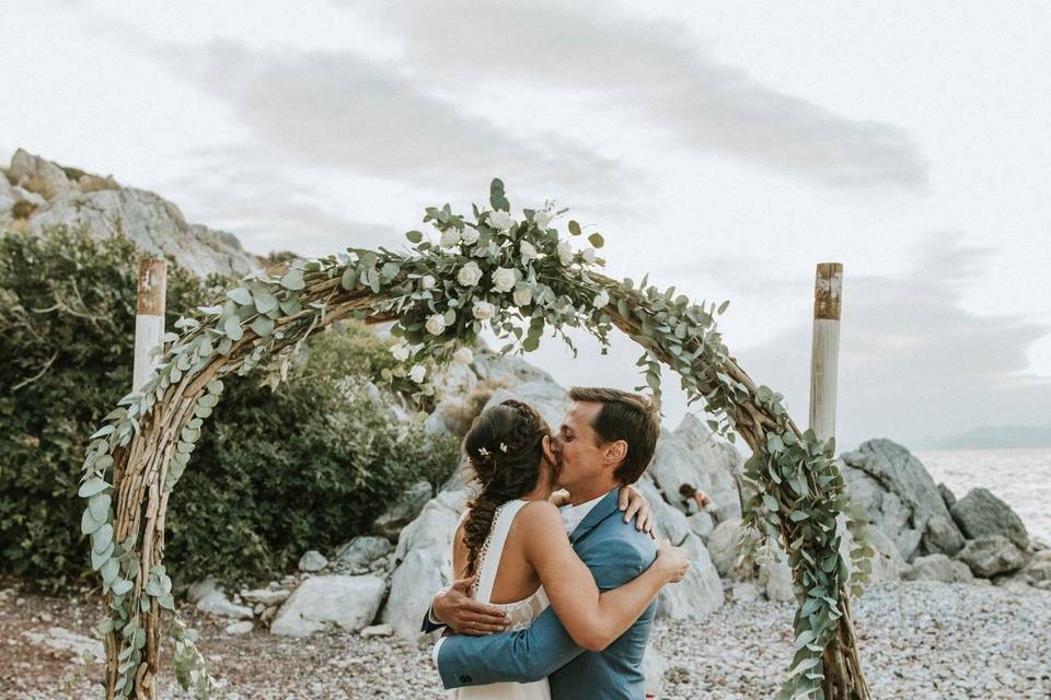 Wedding arch