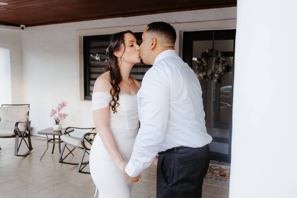 First Look Kiss