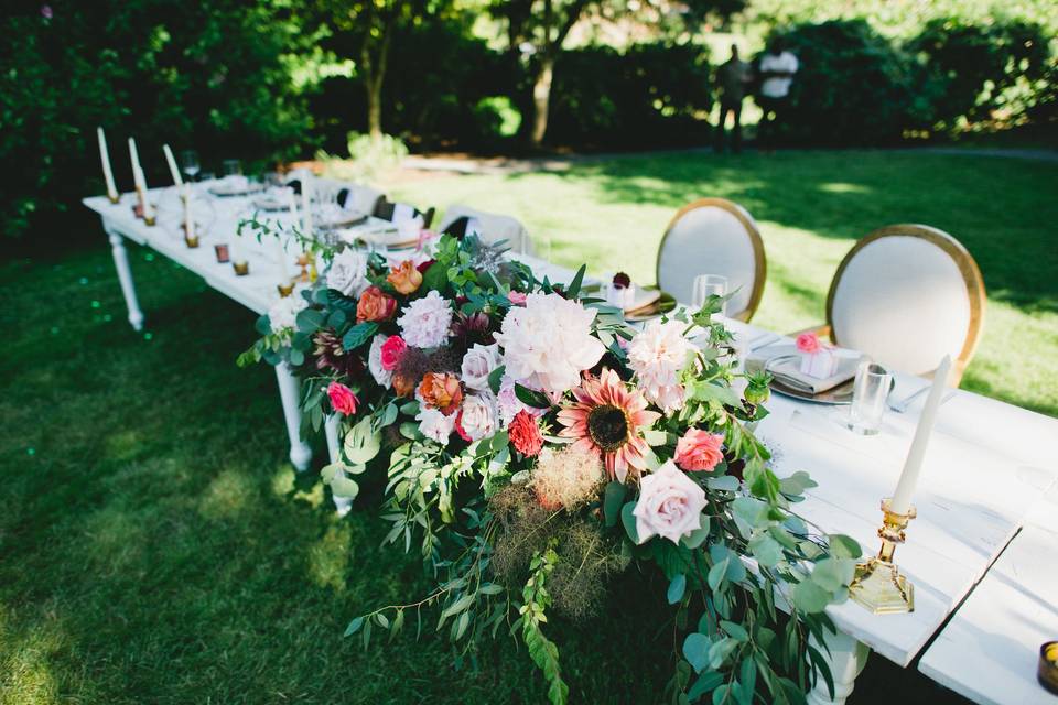 Head table arrangement