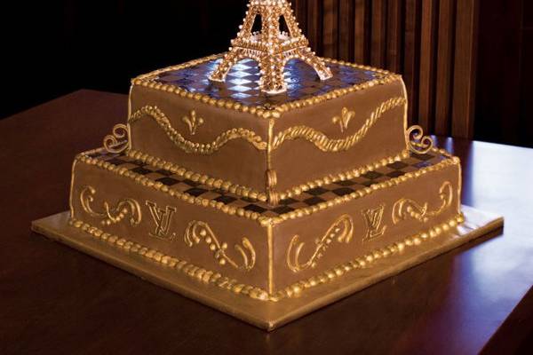 Louis Vuitton Cake: Birthday or Wedding Design