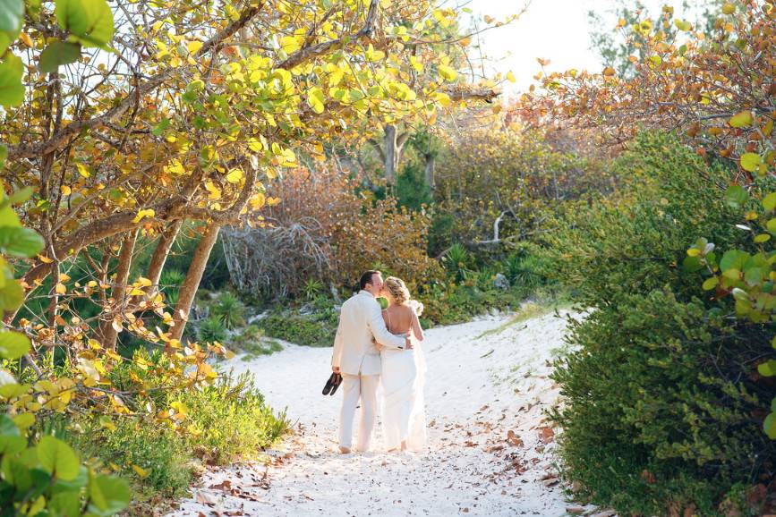 Stonehole beach bermuda destination wedding