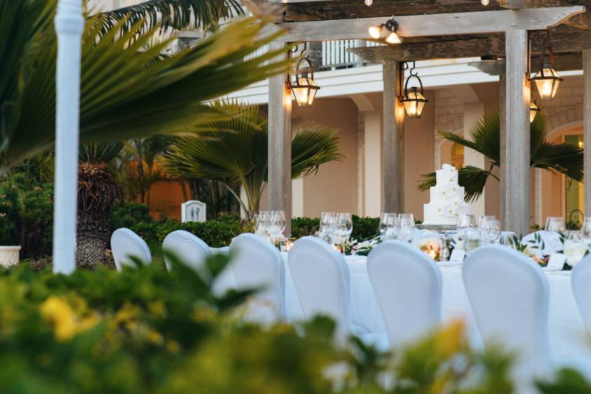 Rosewood tucker's point bermuda destination wedding