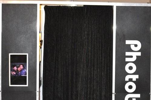 Sound Wave Mobile DJ Photobooth Rental. Great prices and packages available.