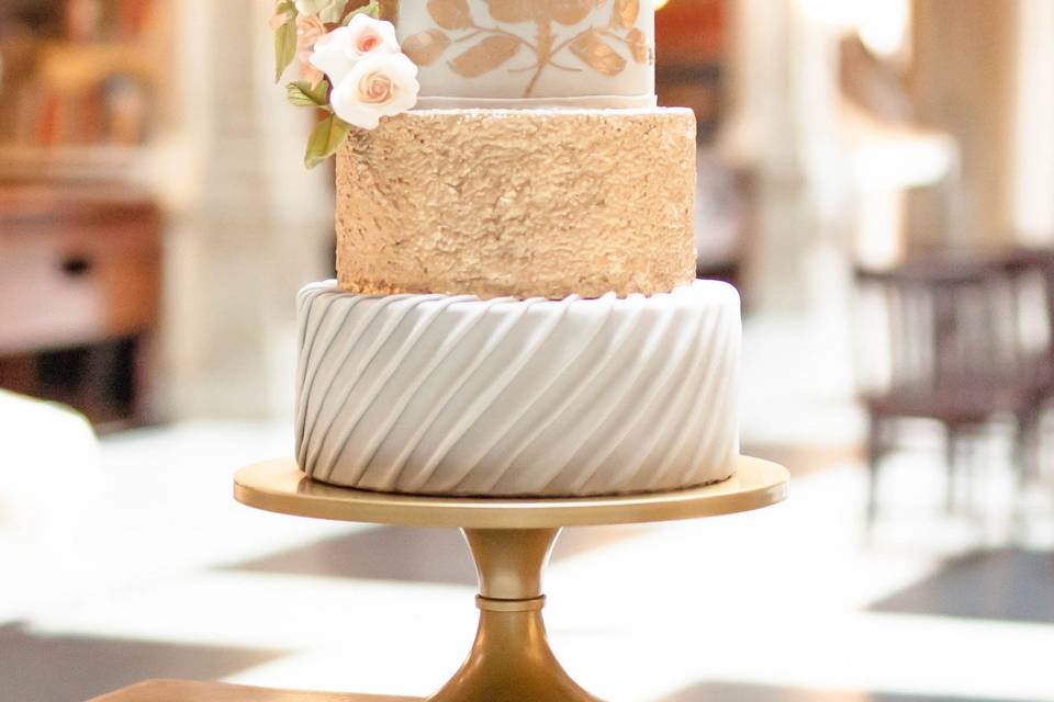 Grey and gold wedding cake