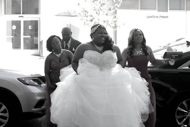 Curvaceous couture shop bridal boutique