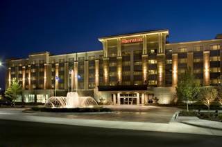 Sheraton St. Paul Woodbury Hotel