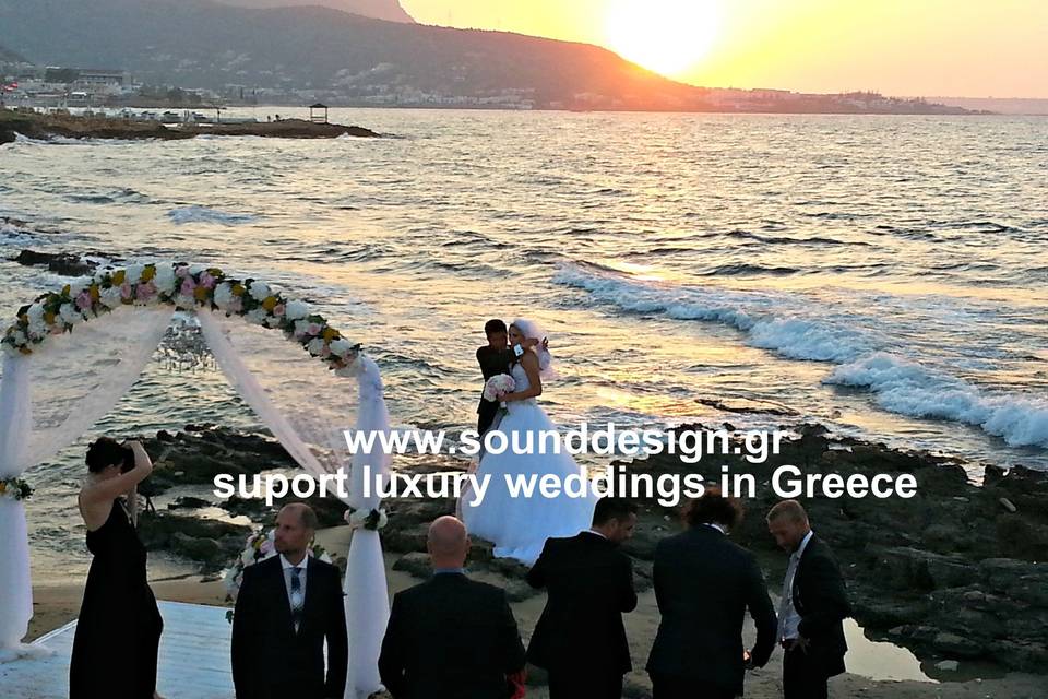 SOUNDDESIGN - event's music makers in Greece