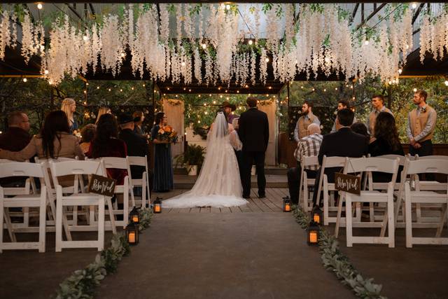 Arrowwood Weddings + Events