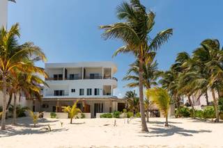 Arenika Beach House
