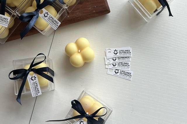 Bubble candle favors