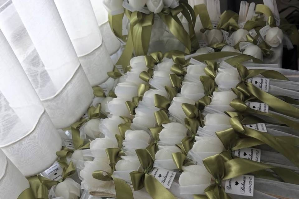 Tulip Candle Favors