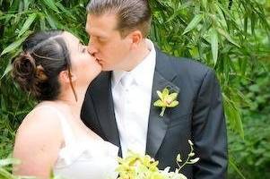 Wedding overflowed with orchids | Red Fish, Blue Fish Photography