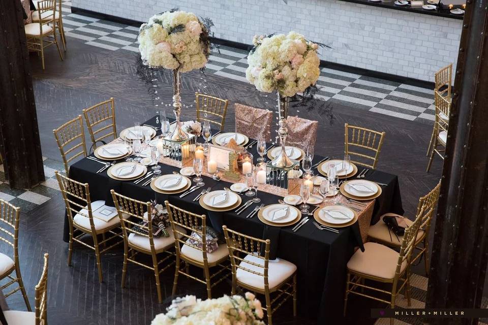 Head table arrangement