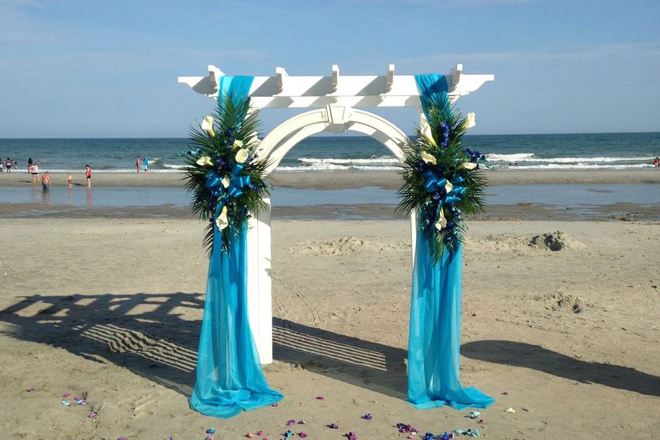 Wedding arch decor