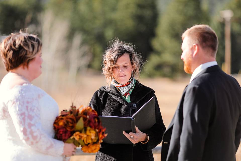 Wild basin lodge wedding ceremony