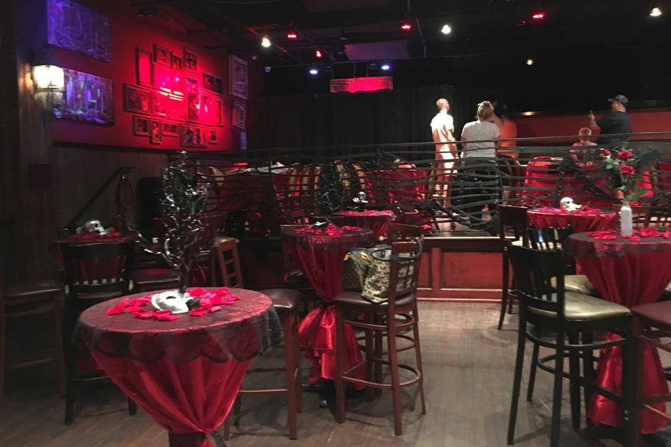 Red & Black tablescapes were brought in to enhance the masquerade/Halloween theme
