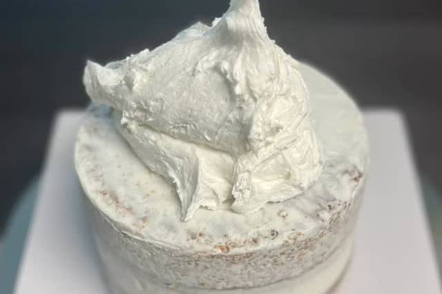 Cake Decorating Process