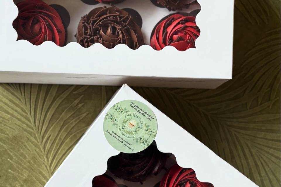 Red and Brown Rosette Cupcakes