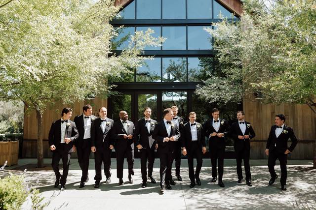 Groomsmen walking