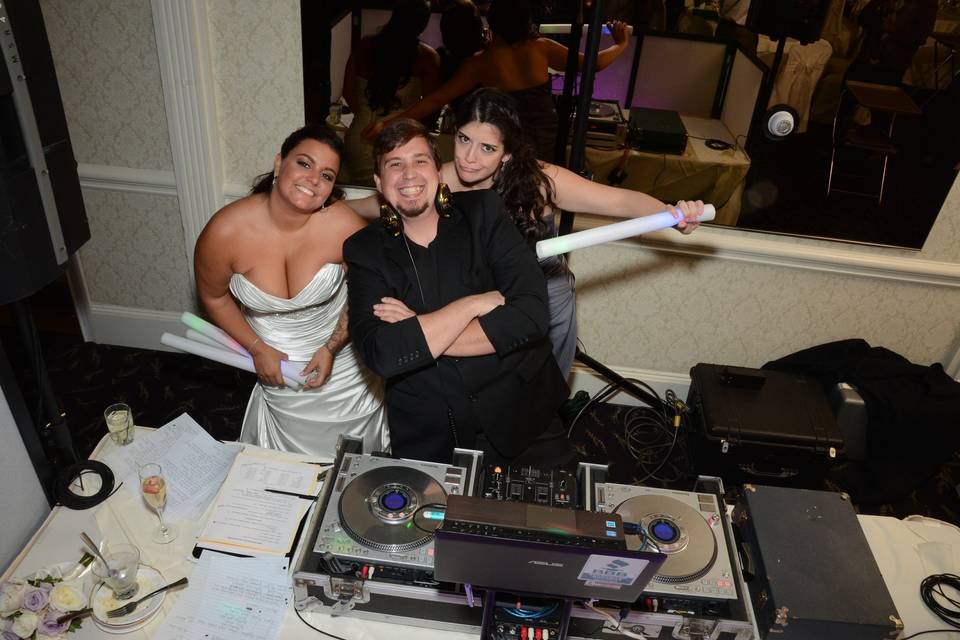 Wedding dj