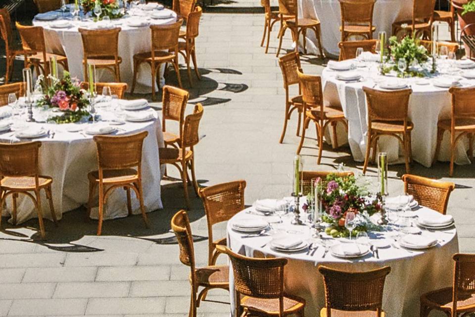 Courtyard Lunch II