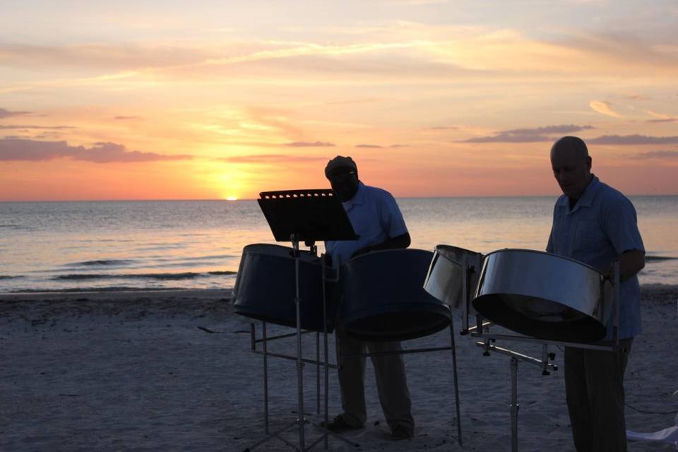 Bradenton Beach sunset performance