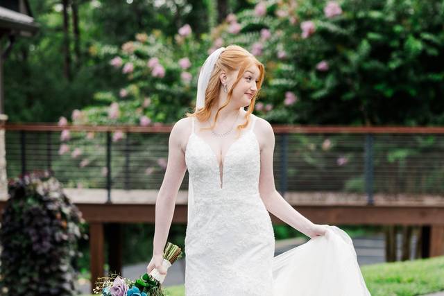 Amanda May Photos