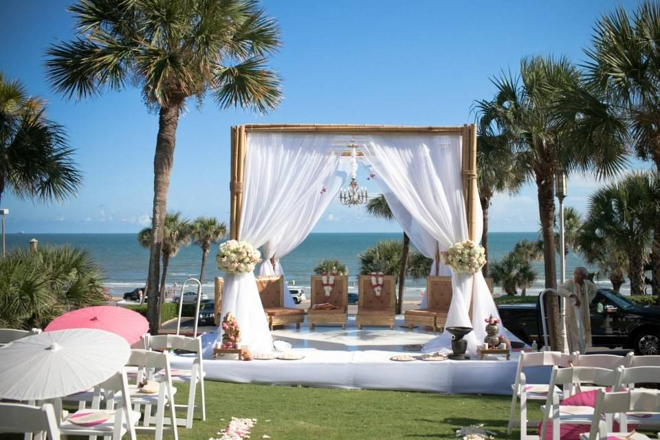 Outdoor wedding venue