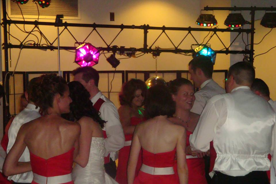 Eclipse Unlimited Entertainment - Wedding DJ | Photography | Uplighting | Photo Booth Rental