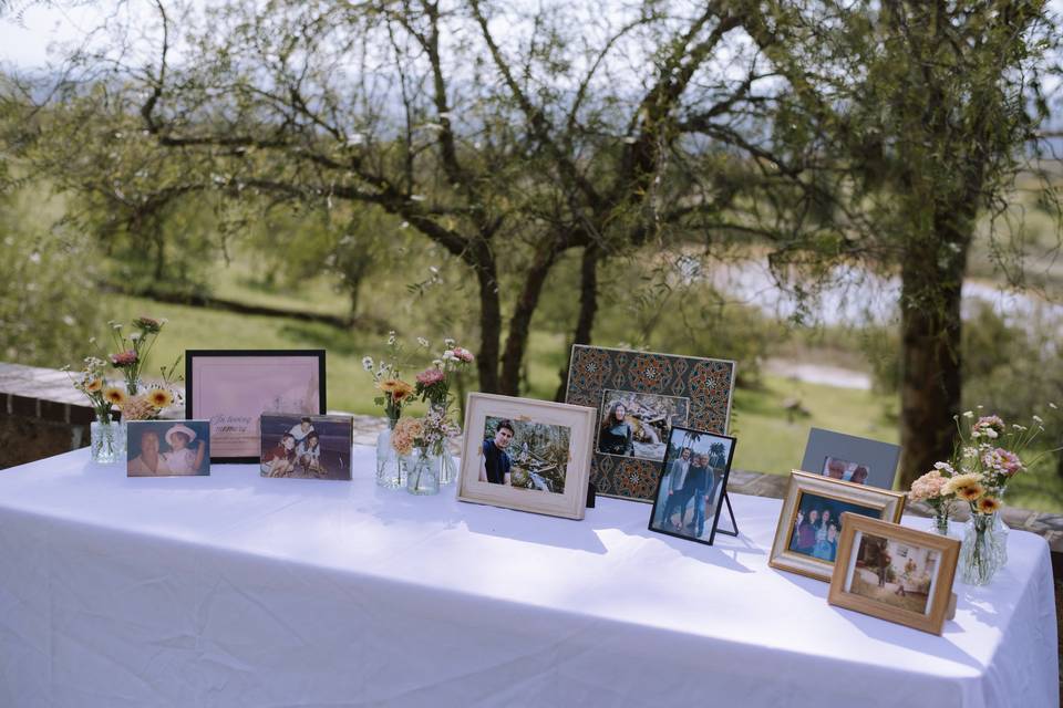 Memorial table