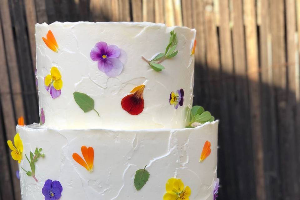 Wild flower wedding cake
