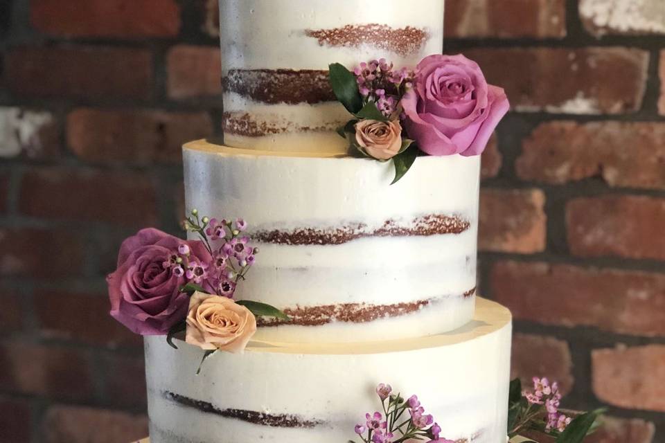 Semi-naked cake