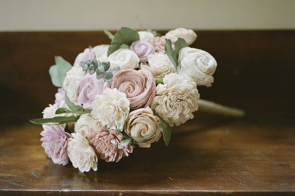 Bouquet made of wood