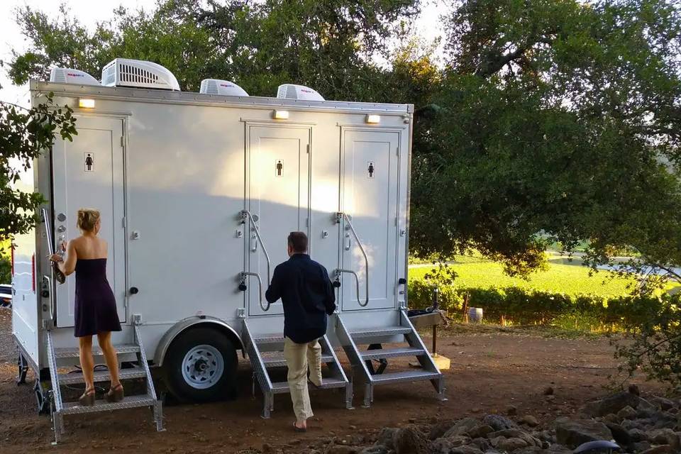Comfort Station Rentals LLC.