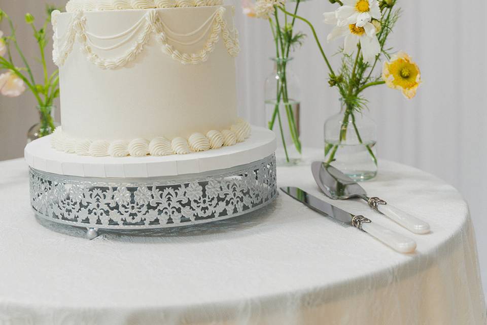 Wedding cake flowers!