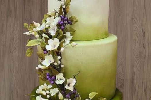 LOTR Themed Wedding Cake