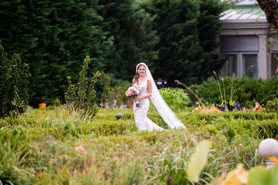 Celebrate Bride in the Tuscan