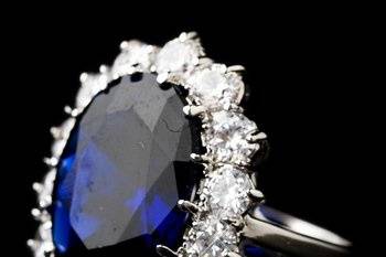 Royal Wedding Inspired Sapphire CZ Ring
This ring gets its radiance from an oval cubic zirconia in sapphire. Surrounded in smaller clear cubic zirconias, this ring is a true beauty.
Size: 7/8