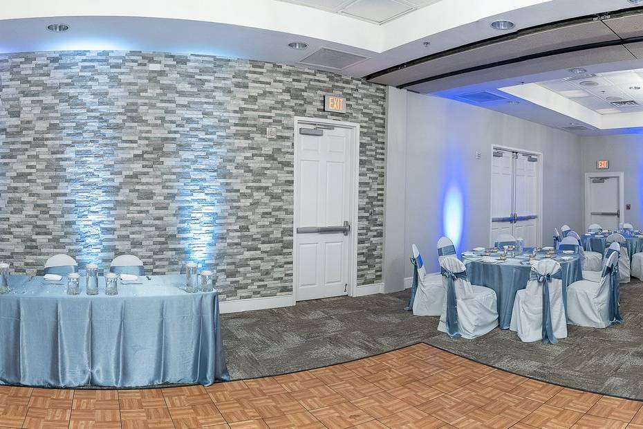 Oasis Ballroom with Uplighting