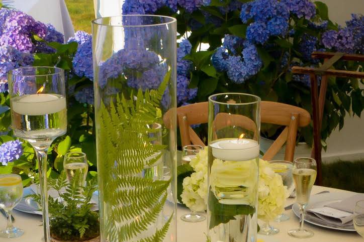 Floating candles with ferns