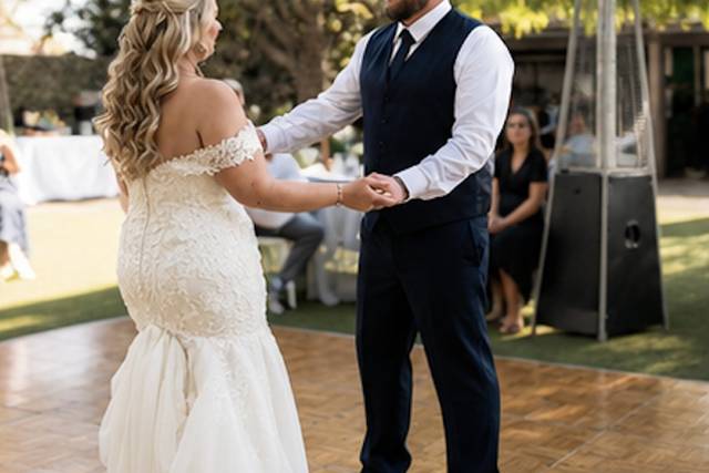 09_first_dance_v2.jpg