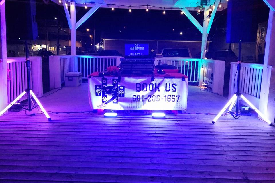 Town of Man set up