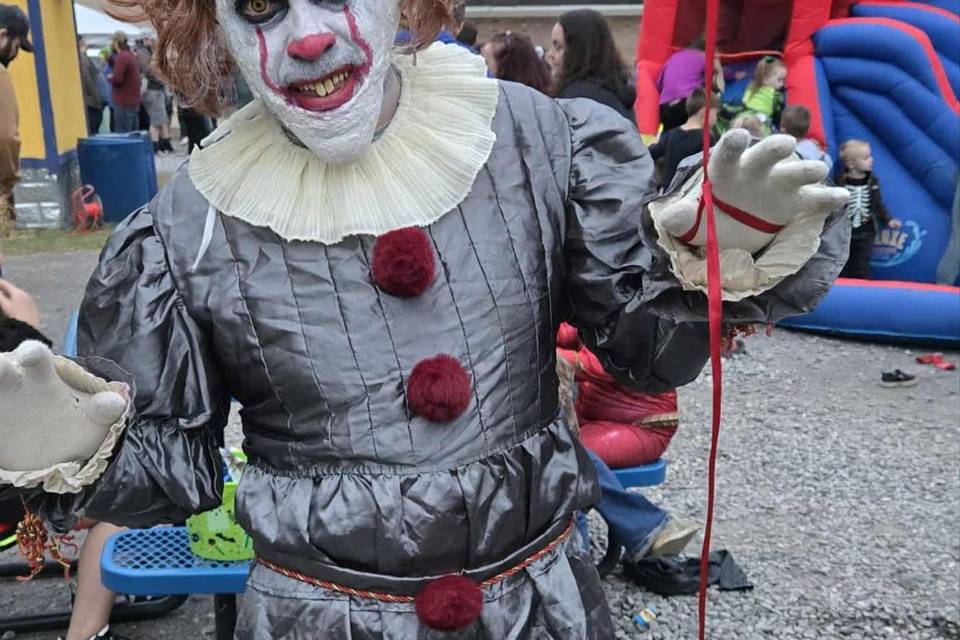 Halloween costume contest
